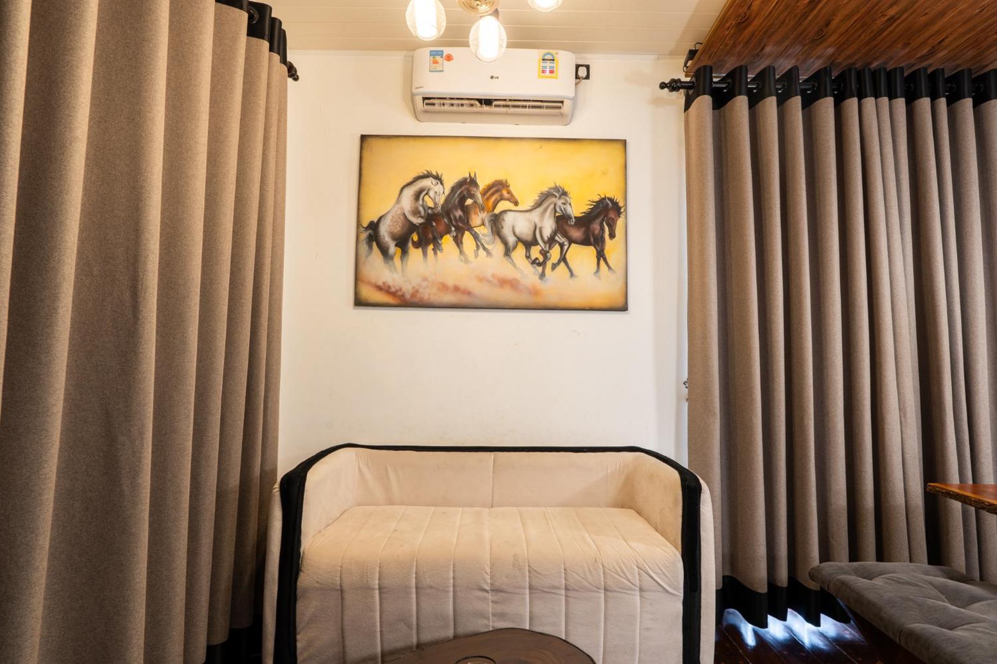Golden Stars Hotel Дамбулла Экстерьер фото